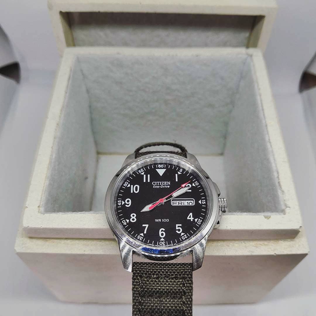 DesignNedev's tweet photo. Luxury concrete watch box for CITIZEN EcoDrive.
I just finished this custom white concrete watch box.
#concrete #concretebox #watchbox #ecodrive #concreteart #concretedesign #concretefurniture #concretedecor #concretearchitecture #concretehouse #watch #wristwatch #mycitizen https://t.co/wRfWYlQhuS