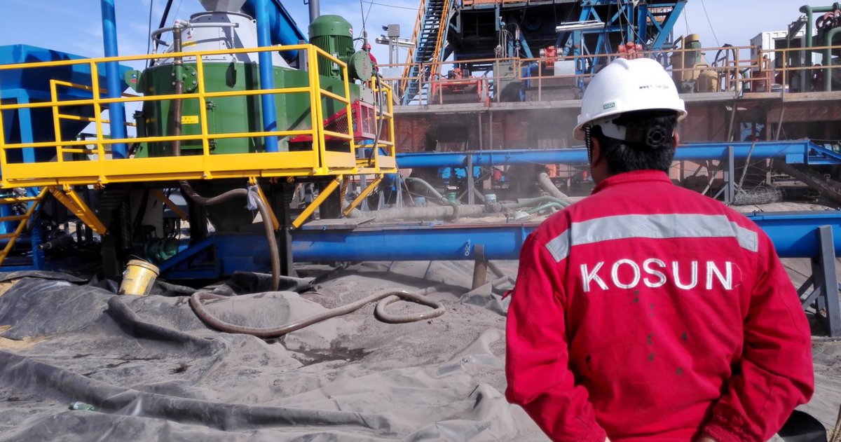 KOSUN_Robin's tweet photo. Initially, it is necessary to look into composition characteristics of solids in drilling fluid and its influence on well drilling, so as to remove harmful solids economically and effectively for further recycling. 
Website: https://t.co/gnmFZhbwnd; 
E-mail: office@adkosun.com https://t.co/ix5PDF7Ugg