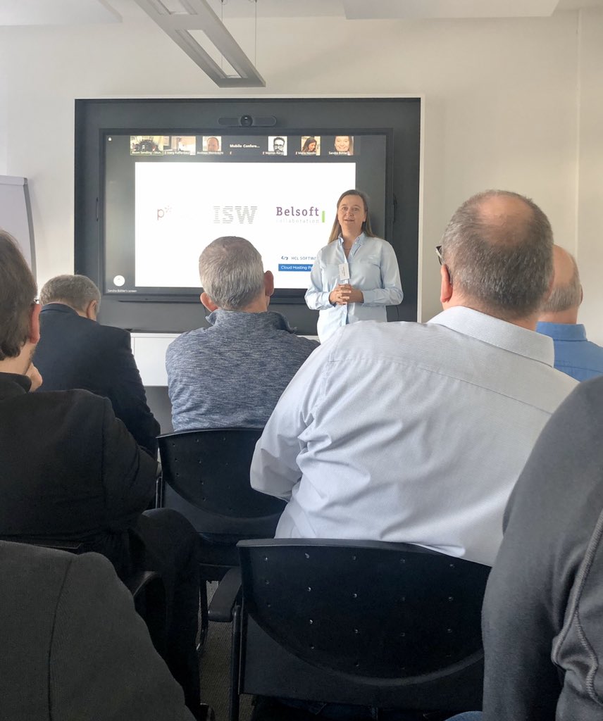 social_baptiste's tweet photo. @SandraCH kicks off the #ConnectionsCloud session to a full house @DNUG_Infos discussing their high standards.  We ❤️ our partners. #HCLCloudHostingProvider https://t.co/kDTujpWEOz