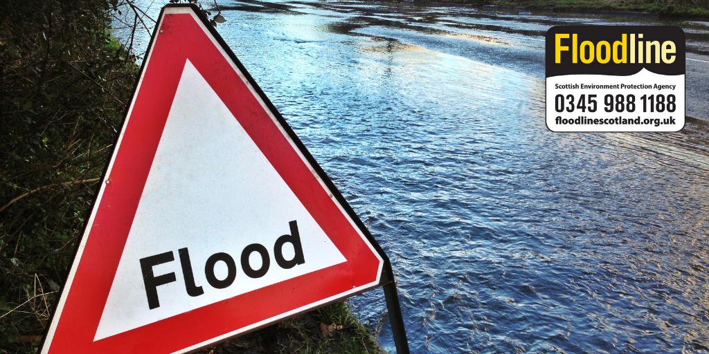 ⚠️ Flooding Update⚠️ ✅ All roads in rural and urban #Stirling affected by flooding over the weekend have now re-opened. ❌The Meadows Car Park in #Callander remains closed due to high water levels. ❗️ A Flood Alert is in place for Central, which includes the #Stirling area.