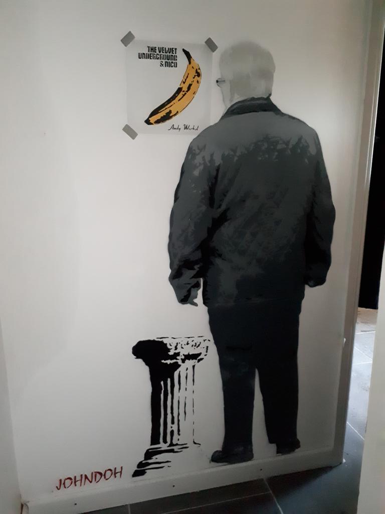 JohnDohArt's tweet photo. Painted #watchfieldinn near #Burnhamonsea and based on a #maurizinocattelan art installation called the comedian. #thevelvetunderground #comedian #andywarhol #baselartfair @SomersetLive @BHWeeklyNews @artnet @BlackAppleArt @StreetArtMiami @streetartUS https://t.co/0Cf4DcBIfV