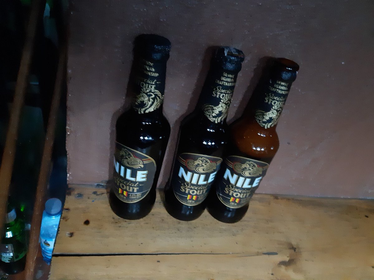 KTravorS's tweet photo. Naye nze ka Nile stout kankolela. Ateh gwe #NileStout https://t.co/nujwsjn7Mb
