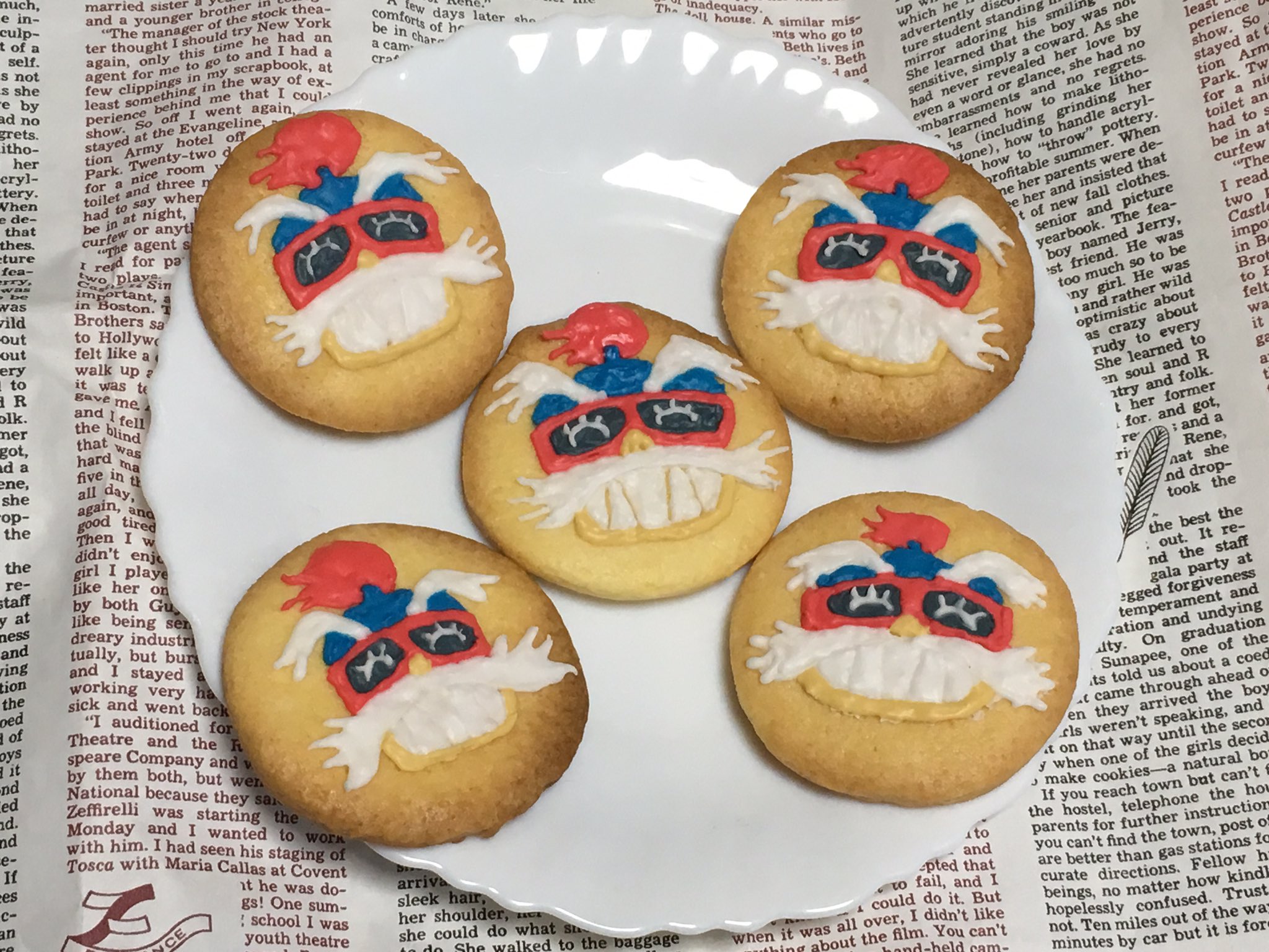 にゅーにゅー ここね ポポロ 折角の3連休だからお菓子作ろ と思って前からやってみたかったアイシングクッキーでガミガミさんを作りました W 最後に描いたの 真ん中 が1番よく出来た 設計図通りには出来なかったけど 楽しかった にゅーにゅー ここね ポポロ 折角の3連休だからお菓子作ろ と思って前からやってみたかったアイシングクッキーでガミガミさんを作りました W 最後に描いたの 真ん中 が1番よく出来た 設計図通りには出来なかったけど 楽しかった