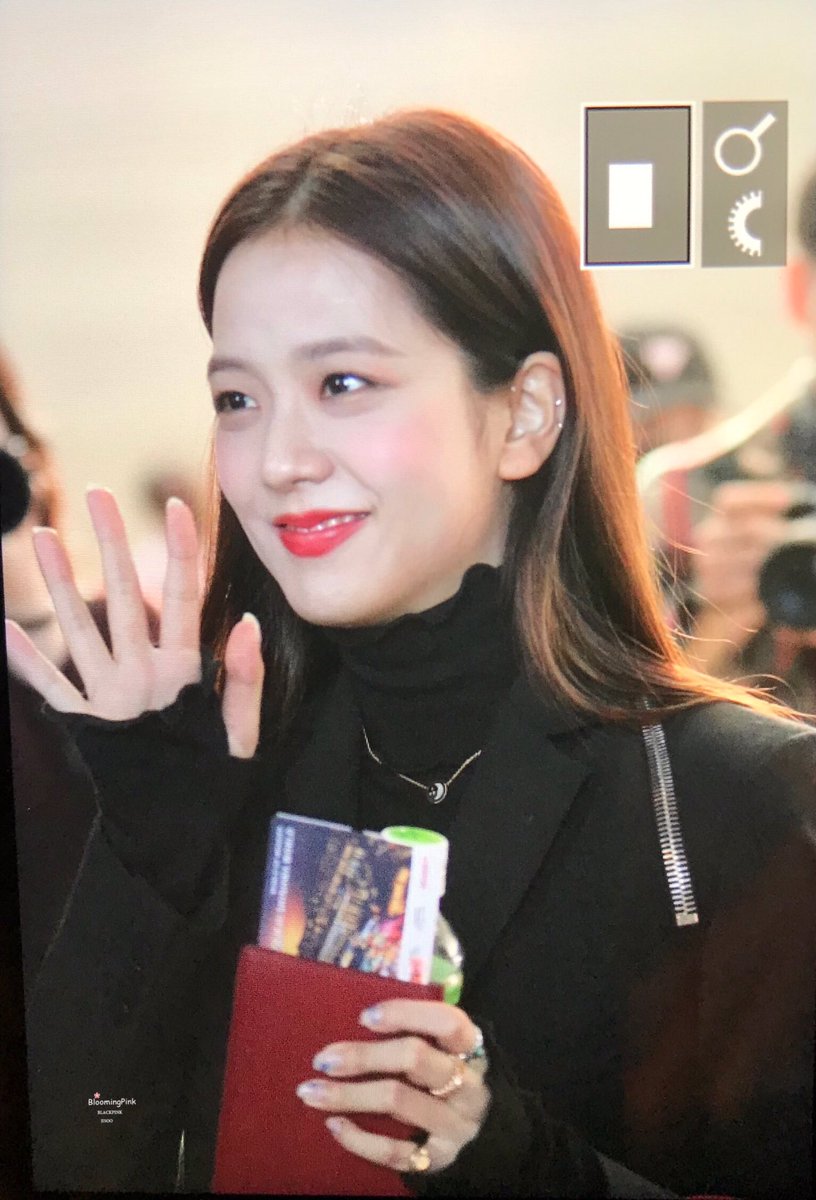 BloomingPink🌸 tweet media