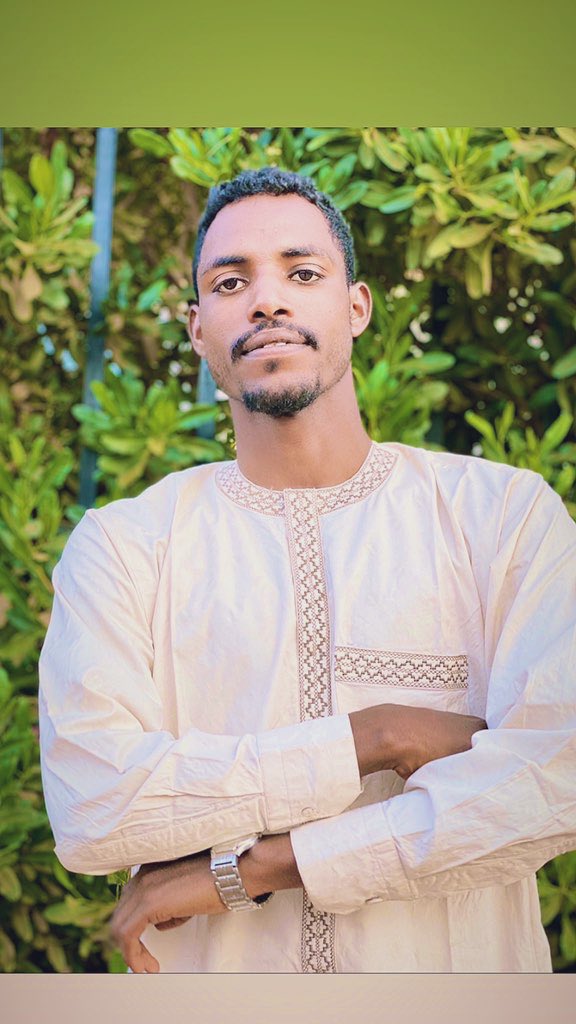 كن صديقآ جيدآ أو عدوآ بشرف ولا تقف بالمنتصف يا منافق يا.....😆