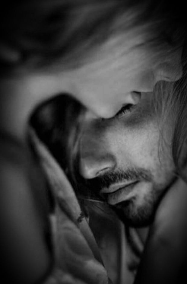 Rebeka80721106's tweet photo. @sorridicncausa @TRacconto @DavLucia @onlyamour @672Cilia @LinaGarante @c95a5c1e1146487 @Pina81770030 @ElybetCa In fondo l'amore è proprio questo: il desiderio di affrontare insieme il domani.
#Buongiorno cara Sun e tutti meravigliosi amici/che, felice lunedì 💞
@DavLucia @AmmendolaGrazia @ValyValentina58 @c95a5c1e1146487 @LinaGarante @672Cilia
#ilTempoPer
#CondominioDiScrivoArte https://t.co/xMEKN4PtD5