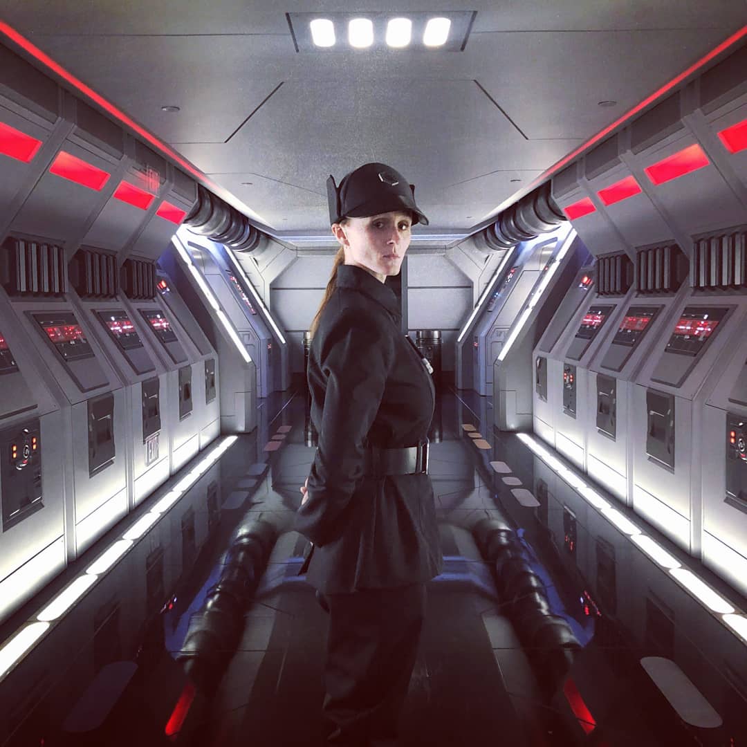 kperrottadesign's tweet photo. "What we pretend to be, we often become." - Darth Maul
#FirstOrder #ForTheOrder #Sympathizer #Rise #CastLife #CastPreviews #MyFirstTweet #HowdIDo #DarkSide #WelcomToMyCrib #lieutentant #RiseOfTheResistance https://t.co/nwkbXlLnQU