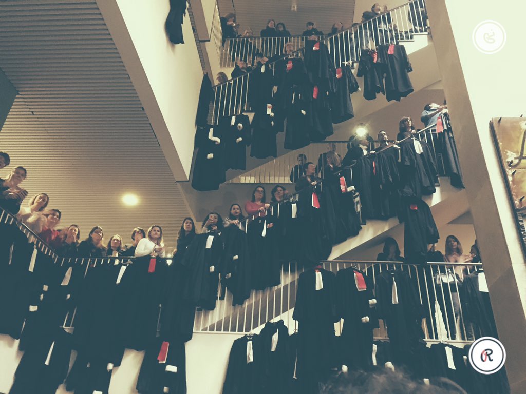 _aPortier's tweet photo. Barreau de lyon #greve #avocat https://t.co/QTWYnDuQTK