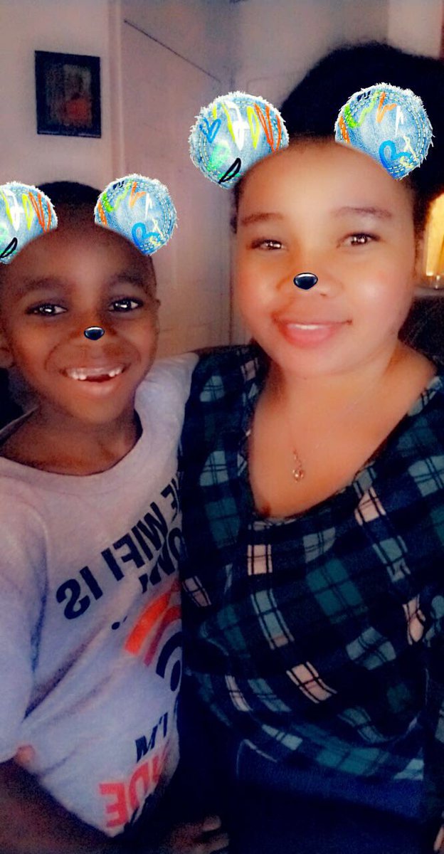 sarrhah3's tweet image. Nephew and I. Missing #2teeth