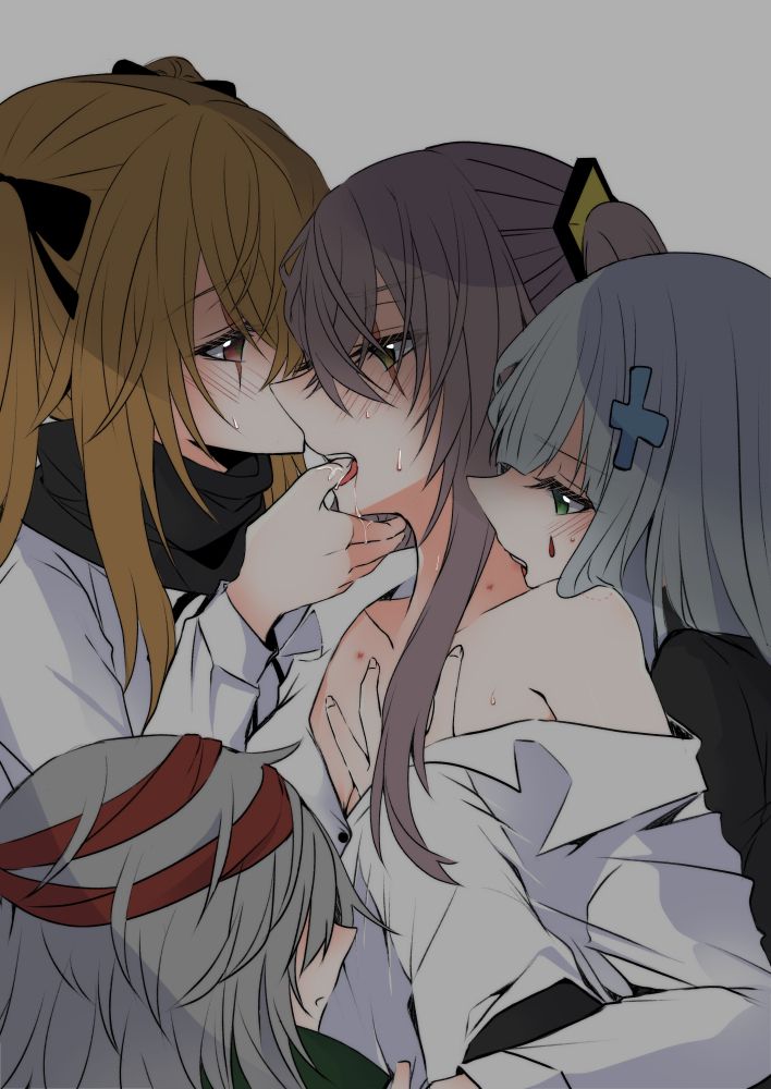 g11(ドルフロ) ,HK416(少女前線|ドルフロ) ,UMP45(ドルフロ) ,UMP9(ドールズフロントライン) 「45「…11が起きるから…っ」
11「zzz」
416「……………ちっ……」
4」|モノクロのイラスト