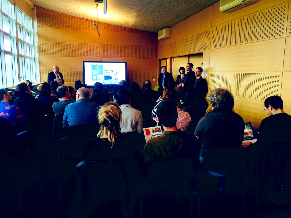 SICARTB's tweet photo. Lancement de la journée de #formation de formateurs #Artsplastiques : de l’importance de faire groupe, de la cohésion dans l’équipe, du sentiment d’appartenance. Merci aux formateurs pour leur fort engagement 👏👏👏. @ArpCreteil @caformcreteil @AcCreteil https://t.co/9WVpeqfpzZ