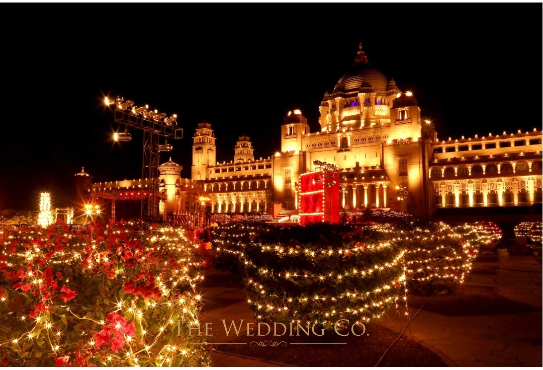 TheWeddingCo_In's tweet photo. Throwback to this exotic destination wedding curated and planned by us at the splendid Umaid Bhavan, Jodhpur! 
#umaidbhavan #udaipurweddings #destinationweddings #destinationweddingplanners #weddingplanners #weddingplanning #jodhpurweddings https://t.co/oOObkoxWEd