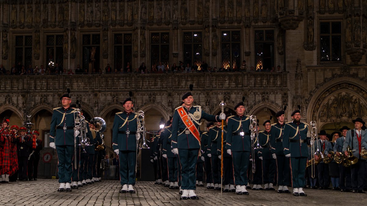 ↘🚨 ANNONCE PROGRAMMATION 🚨↙
Le premier groupe annoncé, nous vient des Pays-Bas. 
<a href="/DVSkatwijk/">DVS Katwijk</a> surnommé "Les Chasseurs Verts"
#Beauvais #beauvaisis #taptoe #tattoo #marchingband #elispace #festival #fanfare #showband #hautsdefrance #oise #PARADE