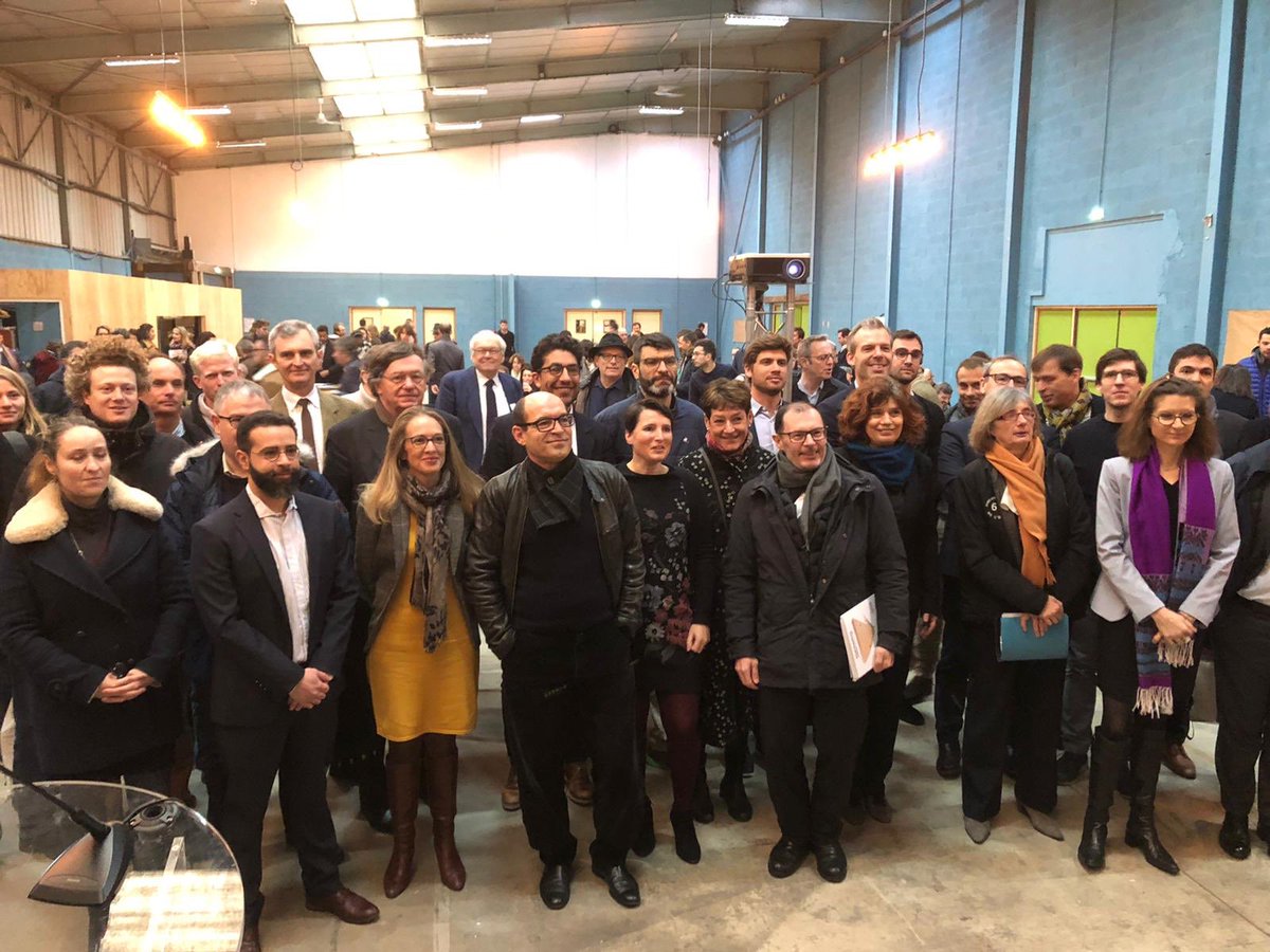 fibois_idf's tweet photo. Les états généraux de la #forêt et du #bois c est parti avec tous nos adhérents ! #EGFB https://t.co/jXHFDjna0o