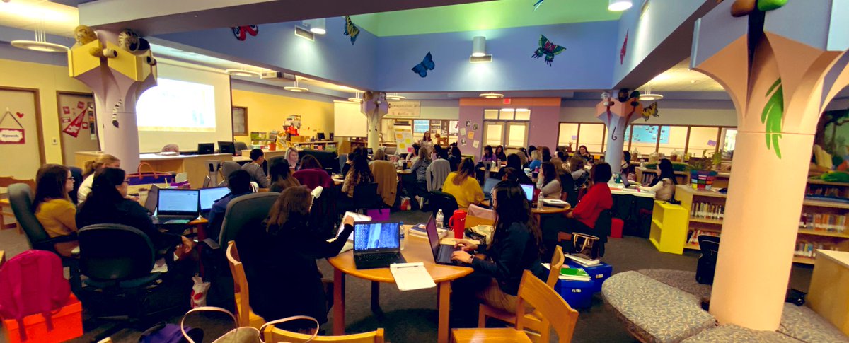 cloyacano's tweet photo. #NCISD @SortersMillElem Learning more about workshop with @TCRWP Create a reading life! #ncisdpln #ncisdworkshop https://t.co/uvdqNl2xTz