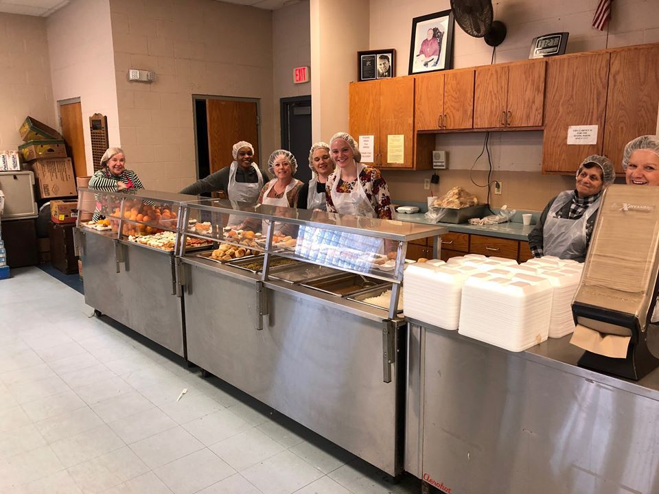 Forum225's tweet photo. We're continuing this great partnership! Join us for our first lunch service of 2020 at St. Vincent de Paul! RSVP if you can make it: https://t.co/d4HCUyZWHR
#forum35 #volunteerbr #batonrouge https://t.co/Jl9YGeK8IA