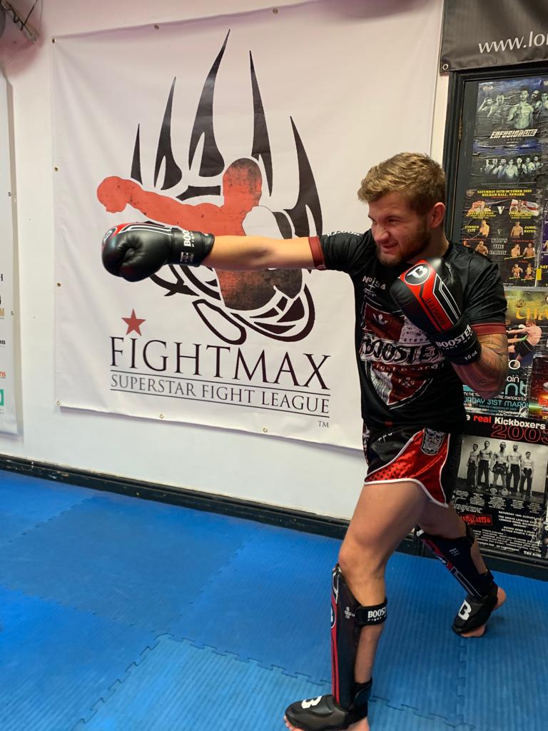 #poweredbybooster <a href="/bfightgear/">boosterfightgear.net</a>