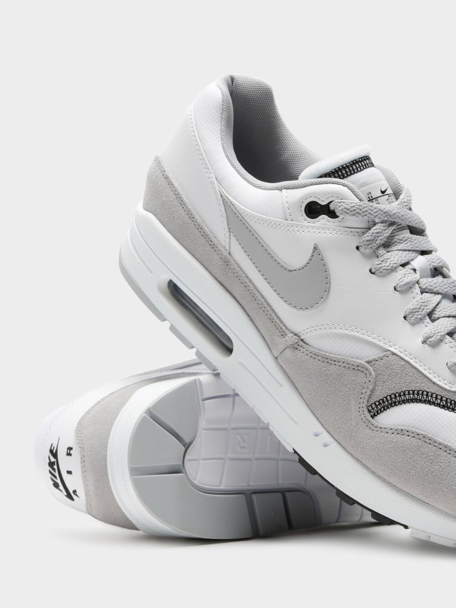 air max 1 inside out grey