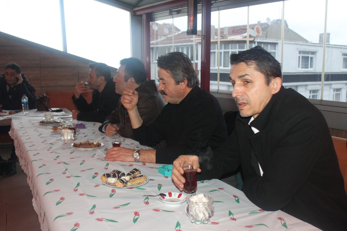 KabarikBirol's tweet photo. ZONDEF Zonguldak'ı, Zonguldak'lı hemşehrilerimizi hayatın her alanında layıkıyla temsil etmek ve hak ettiği yere taşımak için Sultangazide STK kurma çalışmaları azim, inanç ve kararlılıkla sürdürmektedir.
#ZONDEF https://t.co/UcvCpNPBud