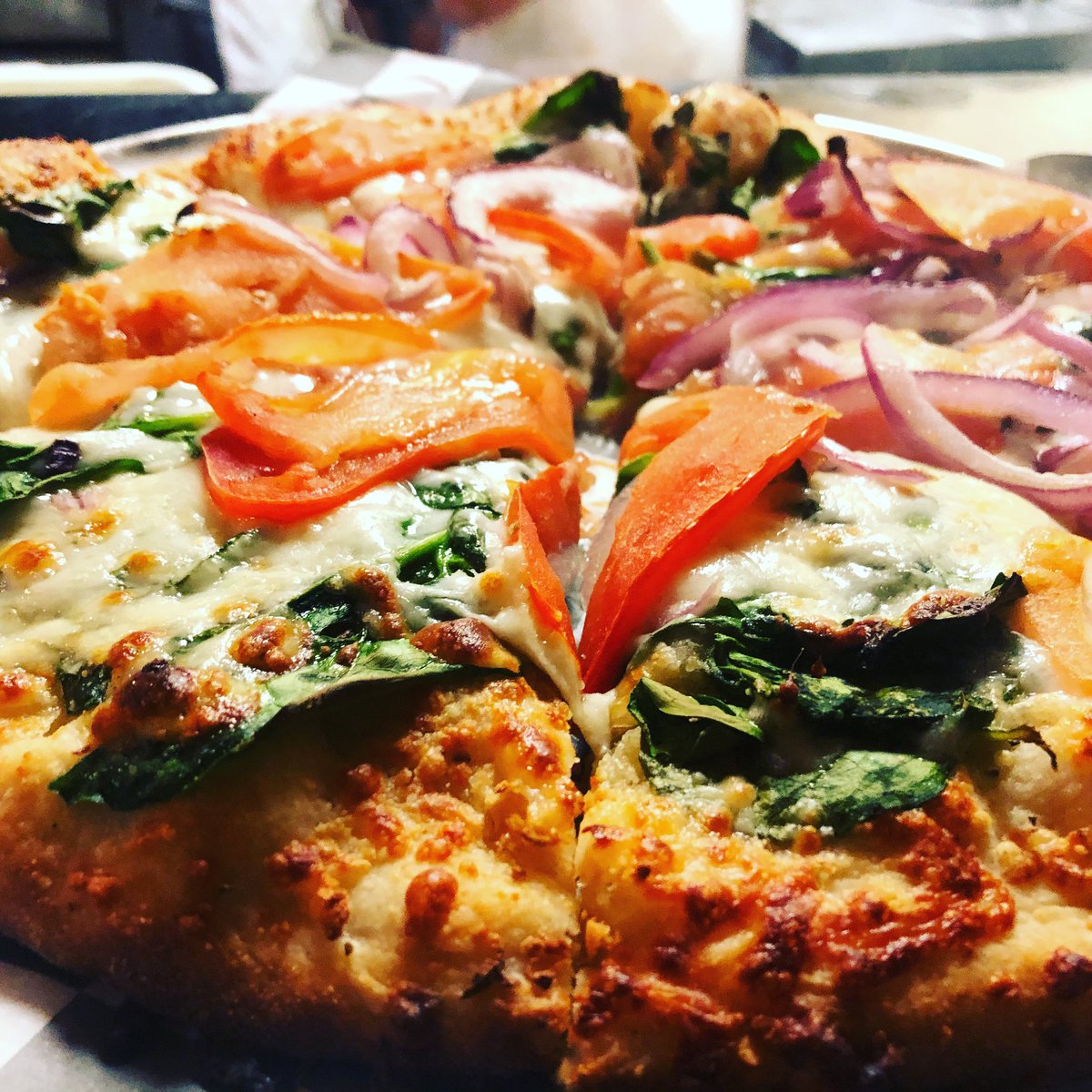 FumoAlto's tweet photo. Hello Monday! Lunch is ready. 
Pizza, Salad and Soft Drink for only $8 ......and more!
Mon-Fri 11:30 - 3pm. Happy hour 3-7pm. 
We look forward to seeing you,
EAT WELL, DRINK WELL, CHEER WELL

#pizzas #subs #pastas #salads #pizzabyslice #seafood #drinks #appetizers #lunchpasta https://t.co/paKHadp5Wo