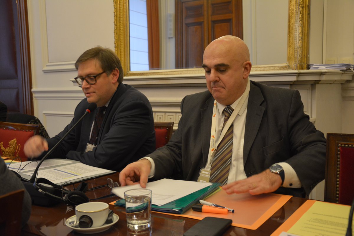 Palestine, suppression du ticket de caisse, soutien de l'entrepreneuriat féminin et lutte contre les fake news: ordre du jour riche et varié ce lundi pour le chef de groupe @VangoidsG et le Sénateur <a href="/DodrimontP/">Dodrimont Philippe</a> en commission des Matières transversales du @SenaatSenat.