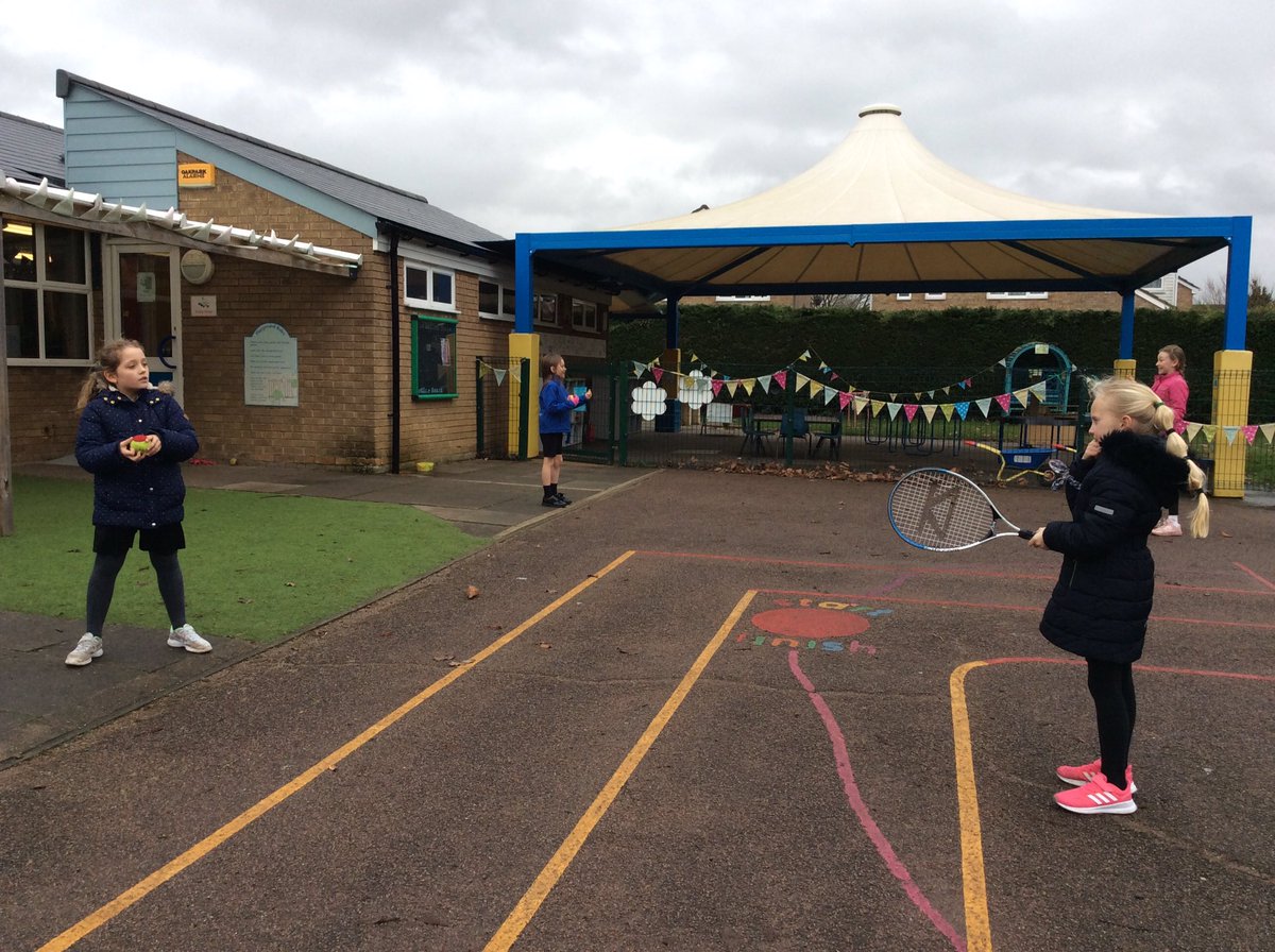 TickfordPark's tweet photo. Year 4 are enjoying their tennis lessons with Nigel from Newport Pagnell Tennis Club. Today we perfected our forehand technique. ๐พ #TPPeridot #TPTurquoise #TP4PE https://t.co/D1TgUZfBWy