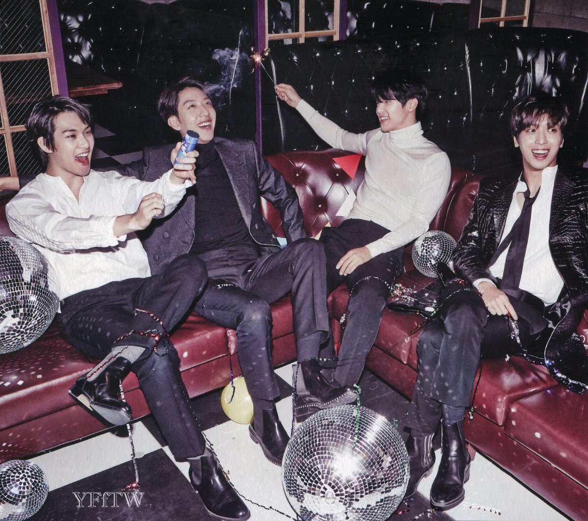 Smtv19453909's tweet photo. #씨엔블루10주년_함께해요_우리평생 
You are with me in my happy and sad moments in my life, thank you a lot! Happy 10th Anniversary #CNBLUE4 
#CNBLUE10thAnniversary 💙💙💙💙 https://t.co/RyYXMXfySb