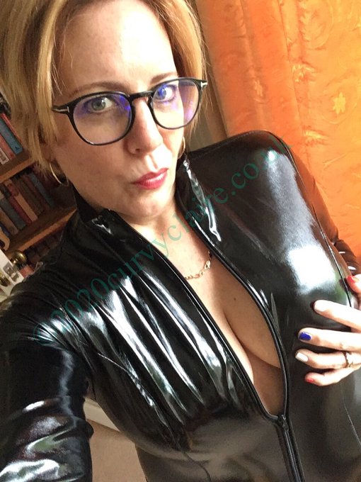 PVC for Monday https://t.co/fuvKy1VBxP<a href="/tag/veday75"class="tags"><span>#veday75</span></a><a href="/tag/veday2020"class="tags"><span>#veday2020</span></a>