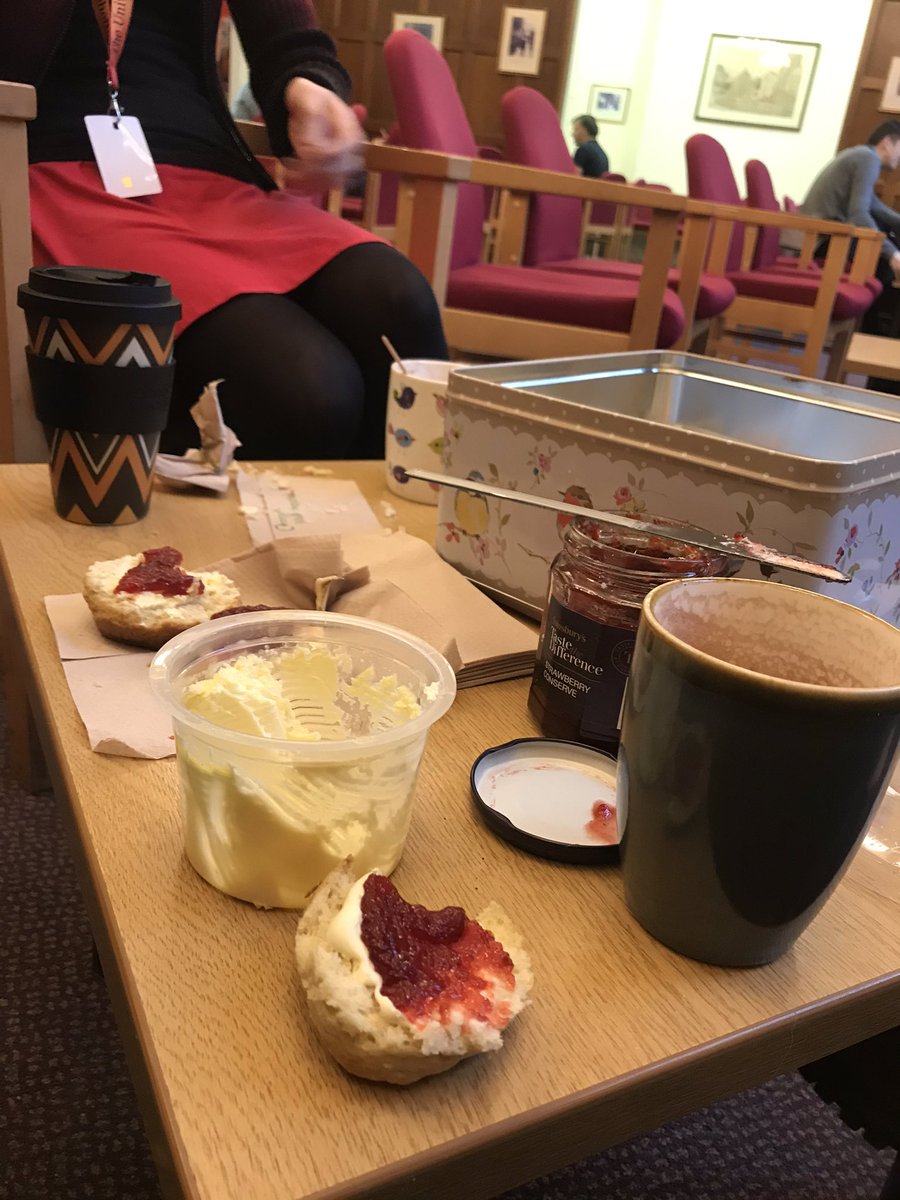 Bose_Lab's tweet photo. Monday afternoons: hot chocolate, scones from @carruthersnic , cream and jam #creamfirstthenjam https://t.co/eKUFSQNEUu