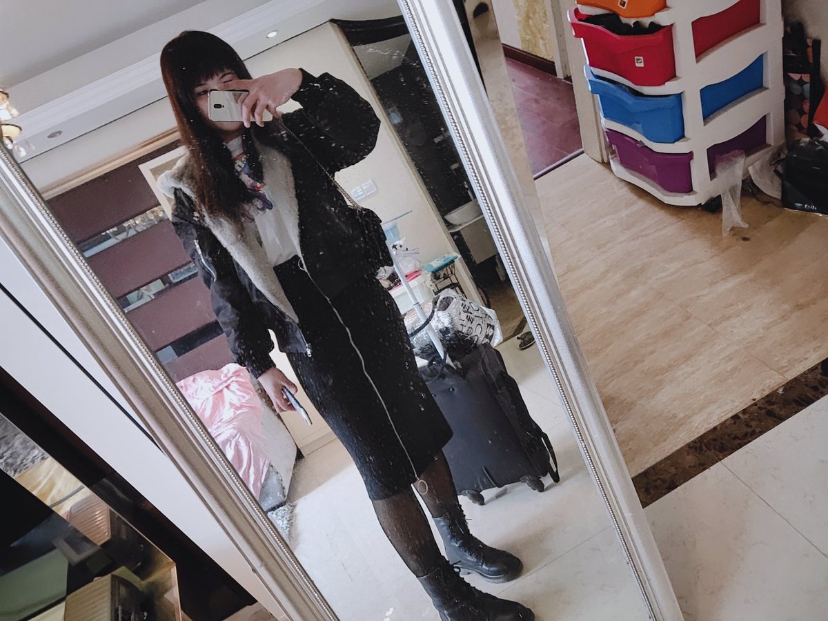 hello14884629's tweet photo. 好久不见 https://t.co/cNK6cL7Etw