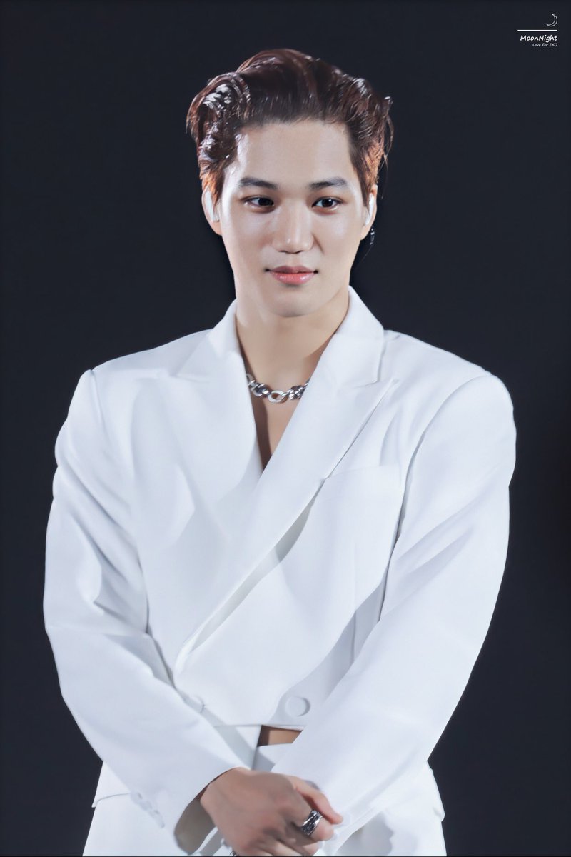MoonNight_exo's tweet photo. Happy Birthday to JONGIN ❤️

#HAPPYJONGINDAY #종인아생일축하해
♡ ♡ ♡ ♡ ♡ ♡ ♡
#EXO⁠ #엑소 #EXOL #엑소엘 #JONGIN #종인 https://t.co/vBhBKYgynM
