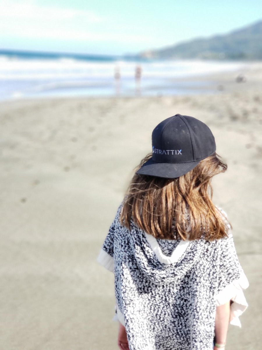 _Strattix's tweet photo. "Ola" π΄ from the beaches of Puerto Vallarta!
Our VP of Integrations and his dazzling, diva daughter! π
#oilpatchfamily #oilandgas #daysoff #familytime #mexicooil #energystrong #albertastrong #drilling #completions #trusaas #reporting #analytics #remediation #welllifecycle https://t.co/9RE5xQuG9i