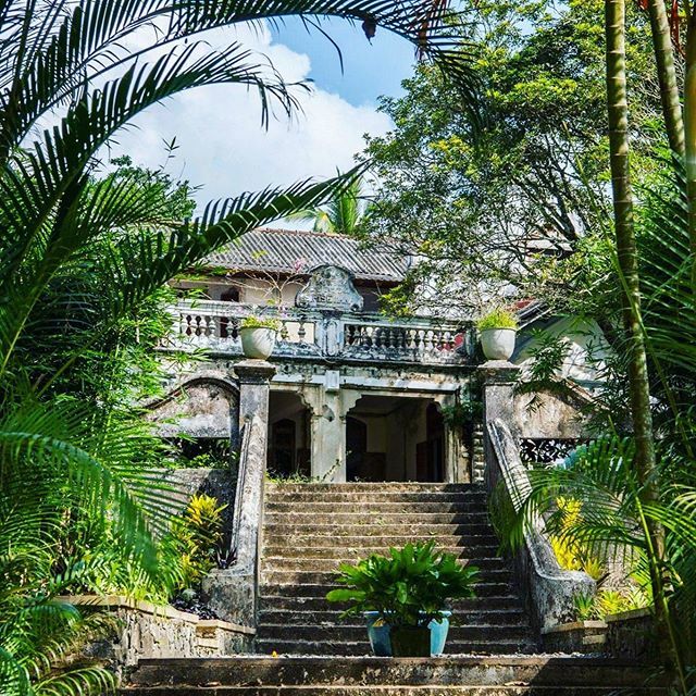NineProvinces's tweet photo. Colonial architecture @9Provinces https://t.co/oIGTuxzroZ https://t.co/oGMcqXaQYQ