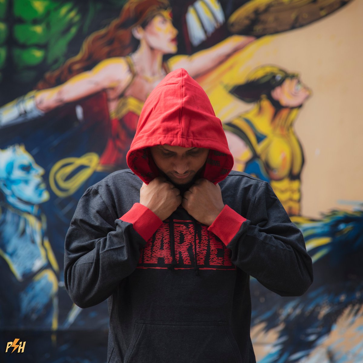 PlanetSuperhero's tweet photo. Be a MARVEL-lous fan with the official Marvel Hoodie. ๐คฉ Make it yours by clicking here: https://t.co/CfeVWrcxbQ
.
#marvel #officialmarvel #marvelhoodie #winterwear #hoodie #hoodieseason #hoodiestyle #jacket #winterfashion #winter #allthingshero https://t.co/YWLlW42F7e