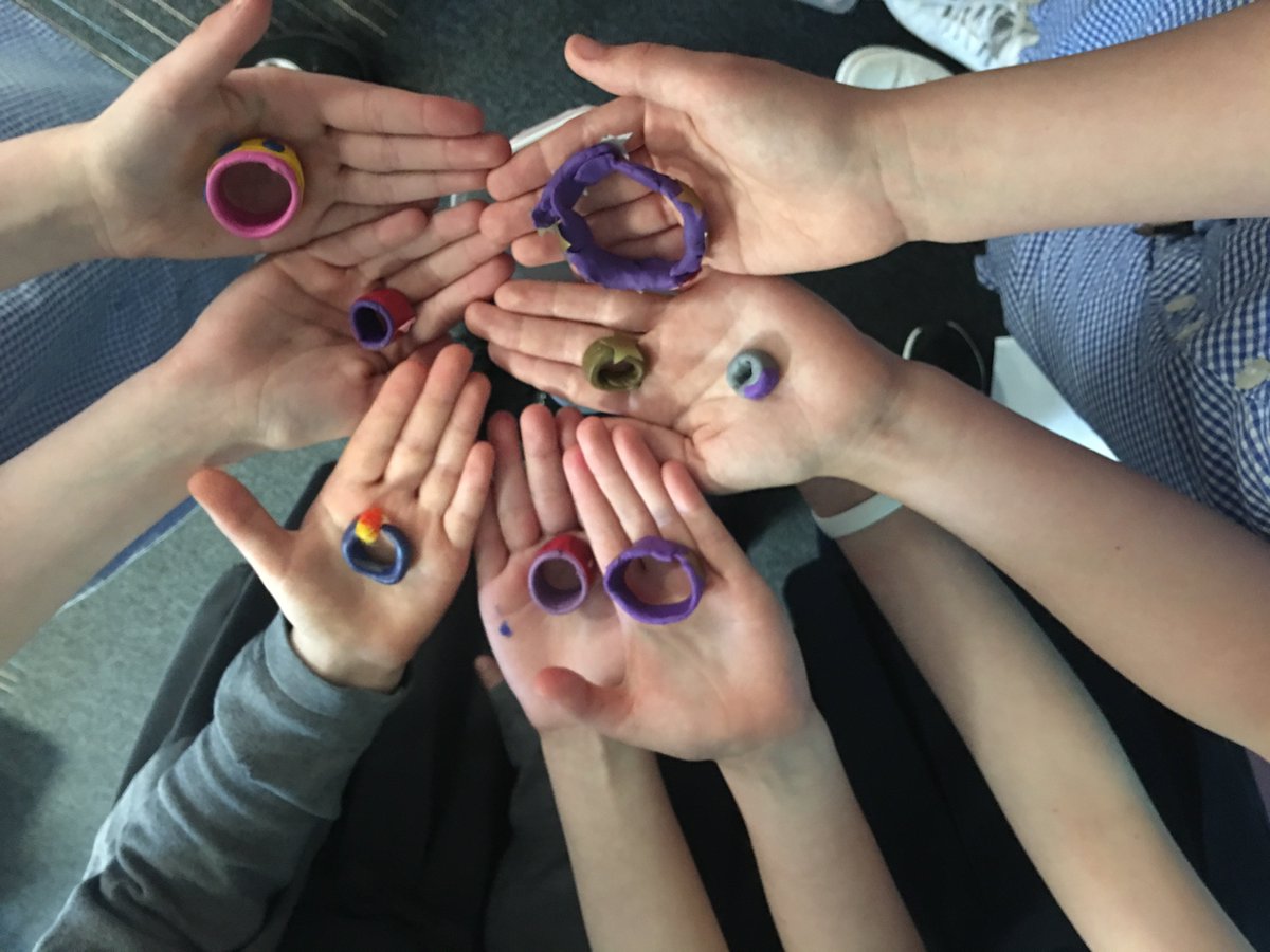 fsindico's tweet photo. After Italy, it's NZ's turn to include #ClimateChange in its school curriculum https://t.co/P3p51kcBWh @scelg #IslandExplorers https://t.co/lmIgyGCOX7 brings #ClimateChange to primary schools in #Glasgow within a broader #Sustainability context. Expanding to schools in #Uist! https://t.co/7GuW40eRs5