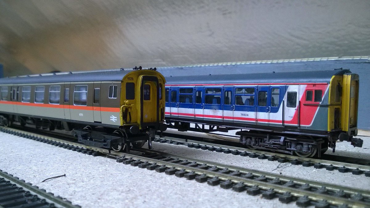 PdannyH's tweet photo. @NSE_Latchmere remember these? Makes me appreciate how far we've come. Jaffa #4CEP, DCKits #2HAP, #eurostar test train DVT, MJT #4REP #4TC and original #5WES. #HappyDays 😍
#TMRGUK #NetworkSouthEast #modelrailway #SouthernRegion #railwaymodelling #Class442 #VariousMultipleUnits https://t.co/2FrFPyiTj7