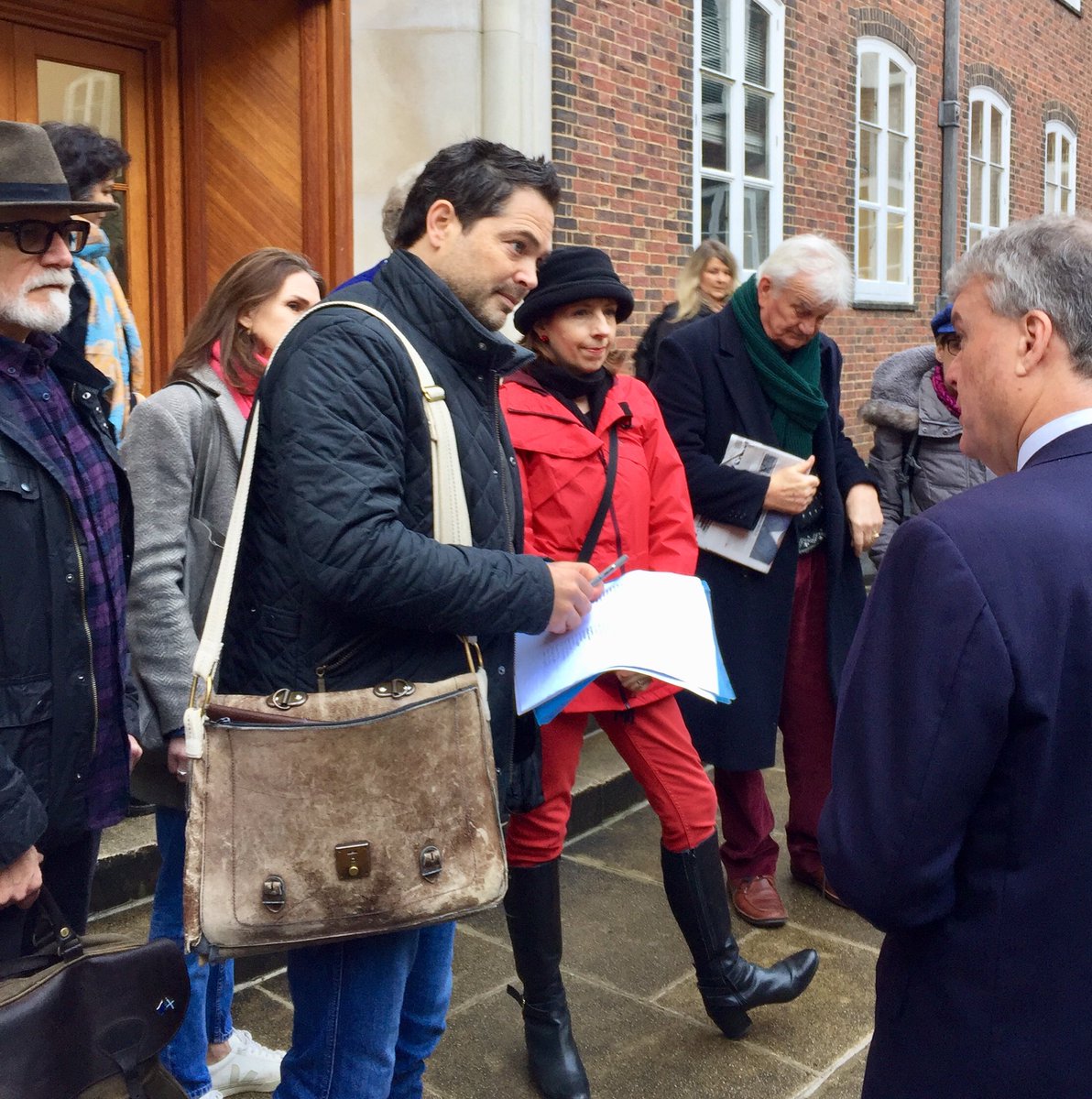 JudithHeneghan's tweet image. This morning ⁦@HantsAuthors⁩ here with ⁦⁦@j_mcconnachie⁩ and ⁦@SparkesAli⁩ delivered an open letter to ⁦@hantsconnect⁩ ⁦@FarehamWoodward⁩ to protest proposed £1.7m cuts to Hampshire library services #librariesforeveryone