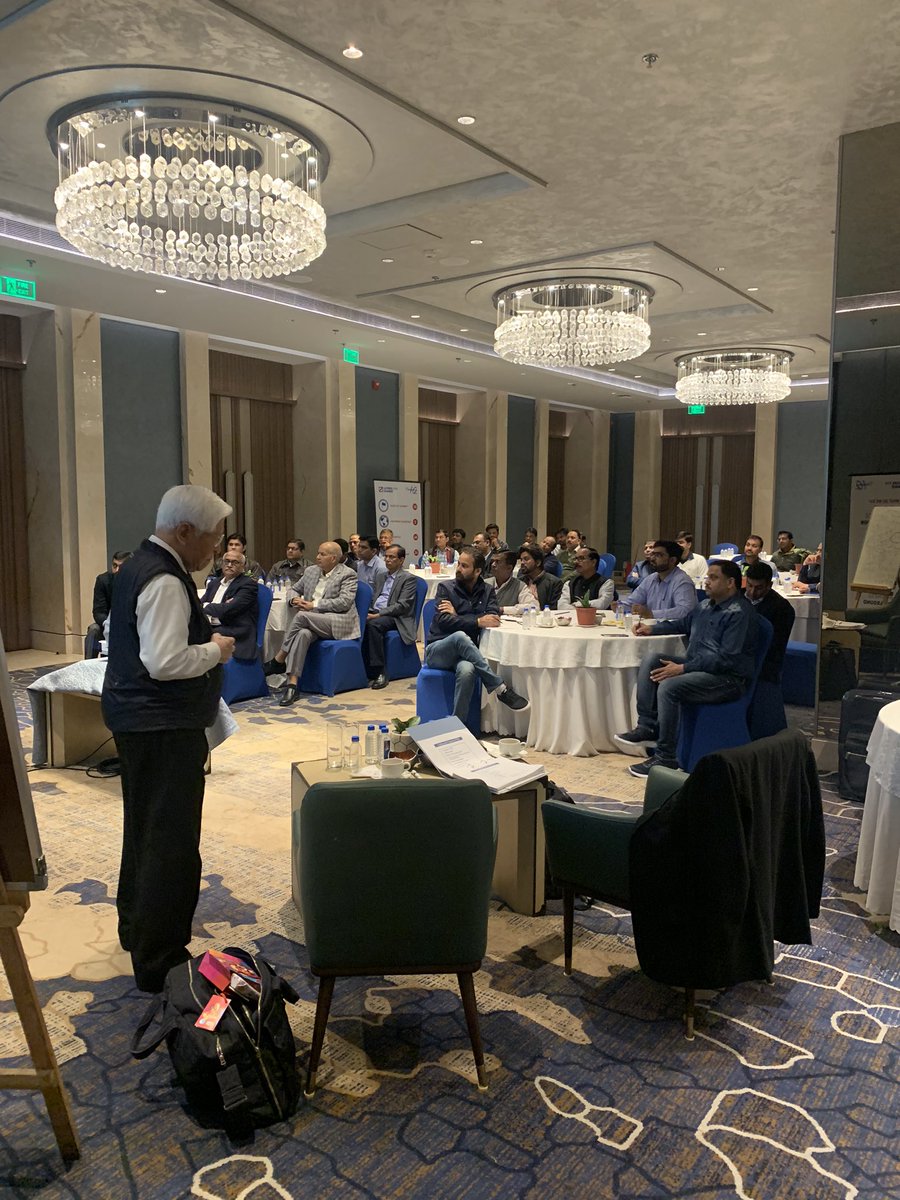 gangadharanA's tweet photo. On behalf of LFC Elite, a club of elite clientele of @Levers4Change, we had an inspiring session on TPM by Mr Yoshitaka Murase from JIPM at Indore! #LFCElite #TPM | 1 https://t.co/jT7GYLrsLD