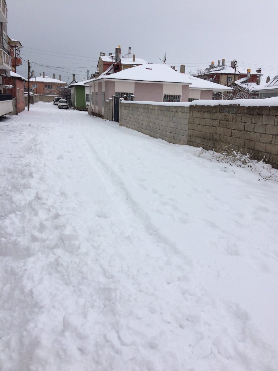 Tuşba belediyesi sayın Akman koltuktan kalkta dişarıya bak reisi bitirdiniz