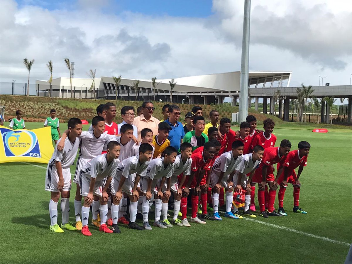 LFCSoccerSchool's tweet photo. #LFC International Academy Mauritius played its first official game on Friday as they welcomed Genbao Football Academy. Genbao were touring from China and provided a great test for the Reds. https://t.co/k6iRmD7Gt0