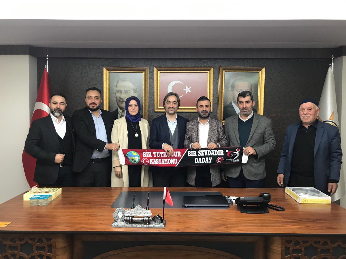 dadayder's tweet photo. Kastamonu Daday Derneği Başkanımız Sn. Hasan KARA ve Yönetim Kurulu Üyelerimiz, Ak Parti GOP İlçe Başkan Yard. Gülsüm ŞAHİN ile birlikte Sultangazi Ak Parti İlçe Başkanı Süleyman YİĞİTOĞLU’nu makamında ziyaret etti. 
#DadayDerneği
#KastamonuDadayDerneği
@akpartisultangz https://t.co/giFhImJYgF