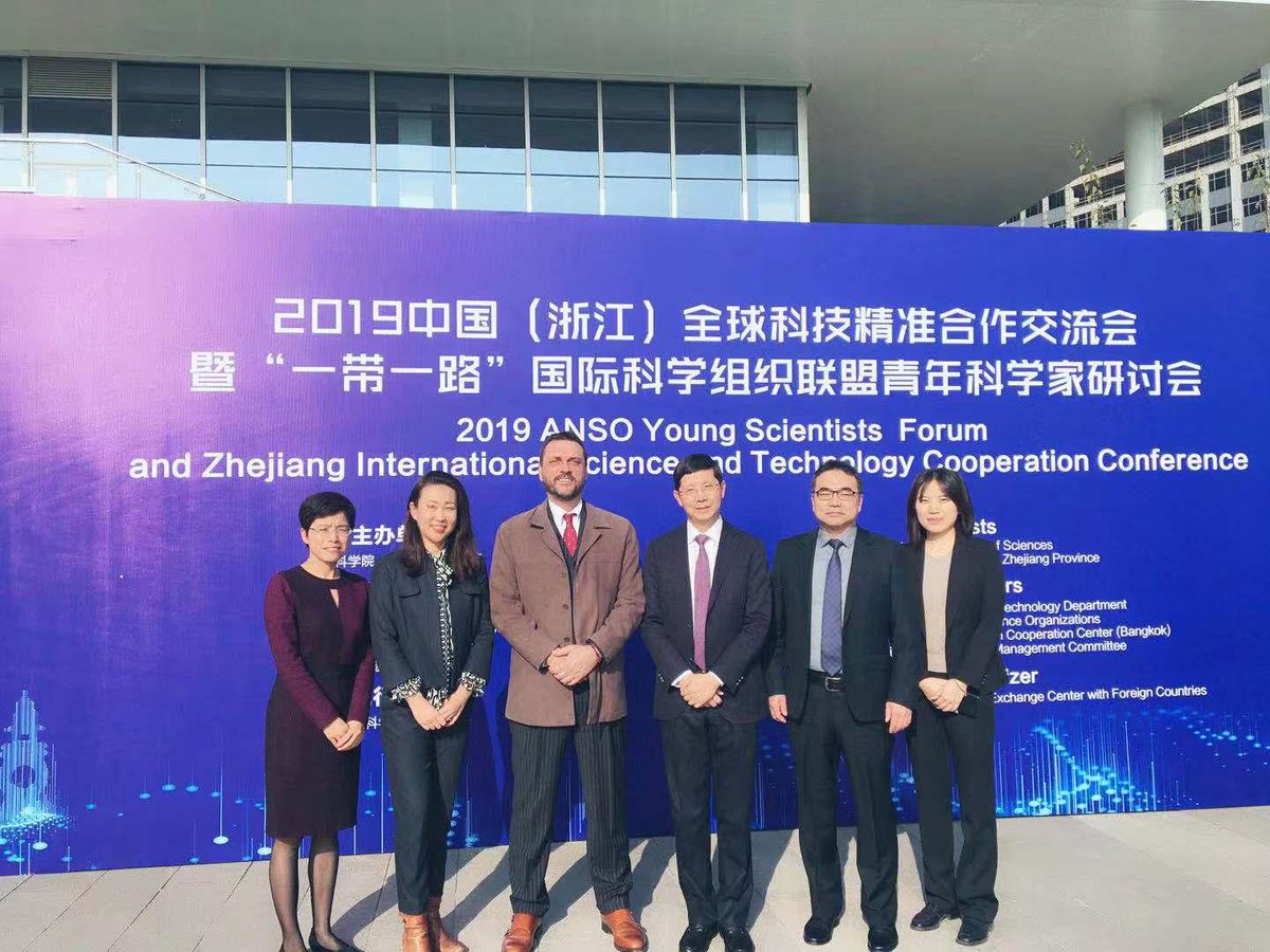 JointLabPENTA's tweet photo. MoU between ISS #istsupsan and The Second Affiliated Hospital of #ZhejiangUniversity as a pilot project aiming at creating the first Joint Laboratory on #Cardiovascular diseases and public health preventive actions in Zhejiang province. https://t.co/LBmSmwc9aC