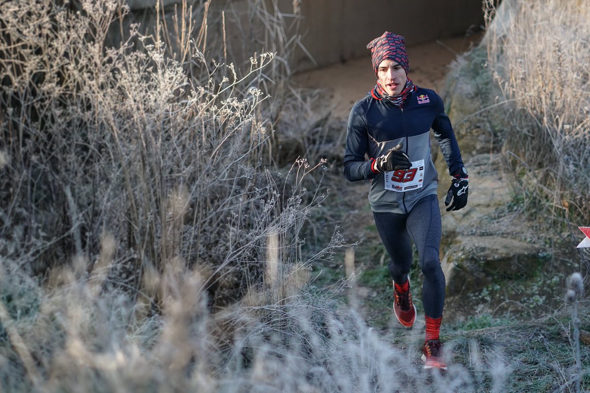 marcmarquez93's tweet photo. Otro paso más en la recuperación! Ayer subimos el corazón de revoluciones en la #Fita973! 🏃🏻‍♂
Another step for the recovery! Yesterday, more revolutions for the heart at the #Fita973! 💪🏼
14,5km + 500m https://t.co/f9XAca5p85