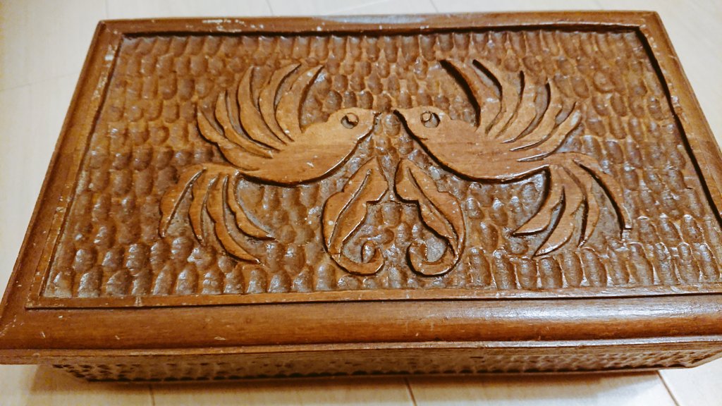 Tococo 私が小学校時代に作ったオルゴール 見てもらって良いですか O ﾟ ﾟ O この頃から鳥すきだったんだなーとしみじみするwww オルゴール 鳥大好き小学生でしたわ