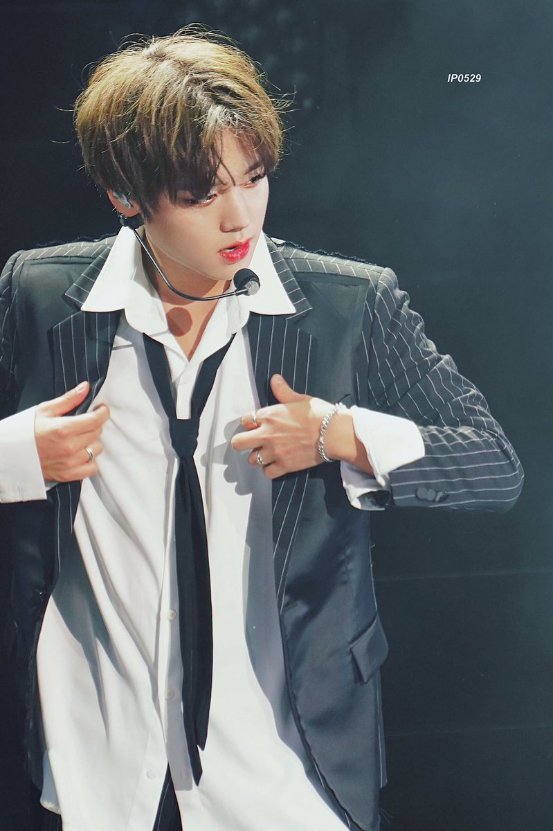 InnocentPuberty's tweet photo. 20200112 ふわふわ🐰
 #박지훈 #ParkJihoon https://t.co/TgzYww2EVn