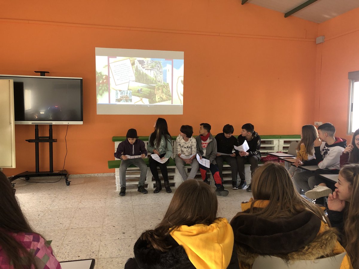VirginiaVidalM's tweet photo. #openyourdoorstodigitalage @Ies_GPrieto @sepiegob #ErasmusPlus https://t.co/pkqKpLR8ij