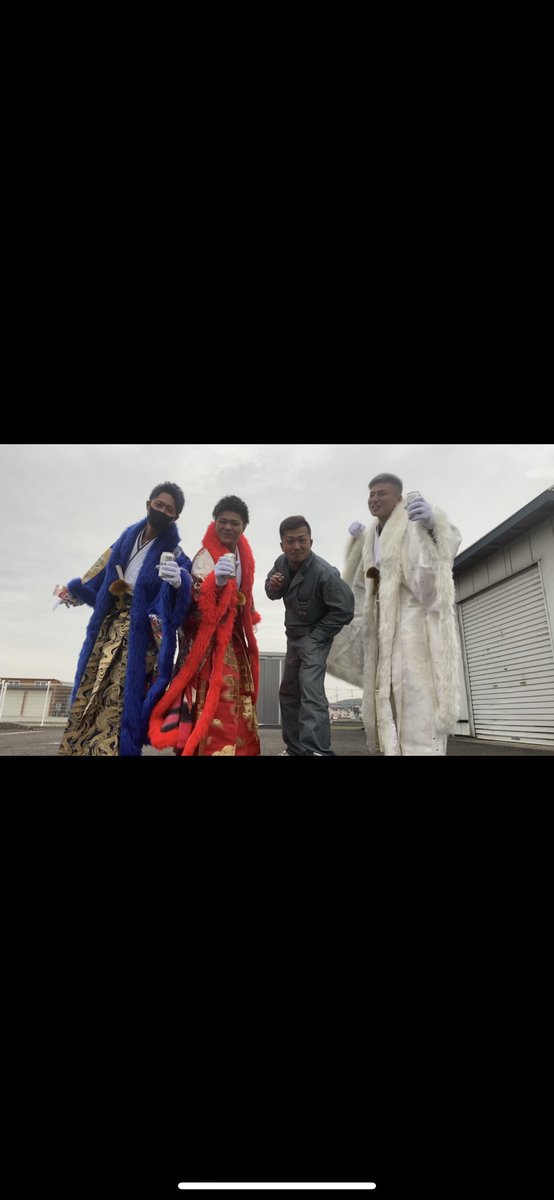 成人式最高でした
写真乗りきれんわなー
ほんまによかった