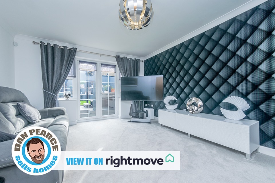 DPSH_inthearea's tweet photo. 🤯 LOST FOR WORDS WHEN LISTING THIS 5 BEDROOM DETACHED HOME!

Tingley Hall Rise, #Tingley, WF3 🏡 £425,000

AN AMAZING PROPERTY WITH ABSOLUTELY EVERYTHING YOU COULD NEED! THE FINISH IS STUNNING THROUGHOUT THE HOME AND THE LOCATION IS FANTASTIC TOO!

https://t.co/orwWw7vKbL

#DPSH https://t.co/aZMCAoCSMh