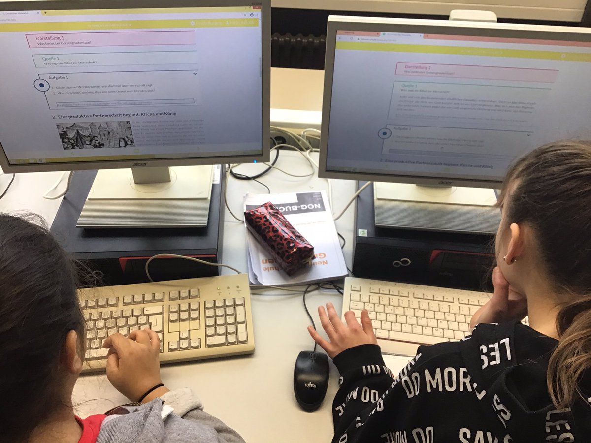 HerrKieckbusch's tweet photo. Heute habe ich mit meiner 7. Klasse angefangen mit dem #mBook von @cornelsenverlag zu arbeiten. Das kann man bis zum Sommer noch kostenlos nutzen. Nach den ersten Spielereien hat es gut funktioniert. https://t.co/UpJ9MylRCK