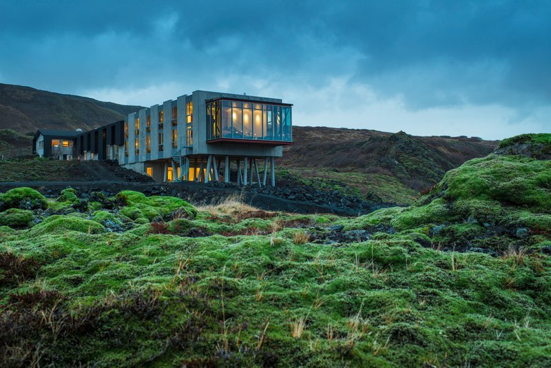 Tripadvisor's tweet photo. While they may not be able to promise the northern lights will make an appearance, the ION Adventure Hotel  guarantees stunning views of the Icelandic landscape, no matter when you visit. But, when the light do show? 📸 https://t.co/ENo3GSRWrI https://t.co/YXdXCDLCXA